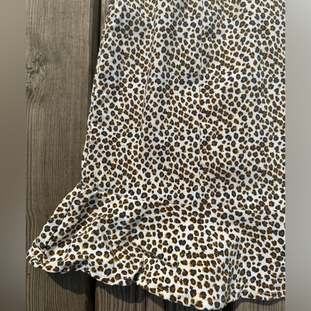 forever 21 animal print leopard bodycon mini dress with ruffled bottom - Picture 3 of 8